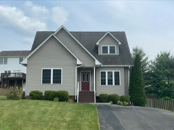 85 Johns Ct, Christiansburg, VA 24073