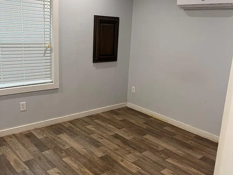 129 Shoreline Dr — Photo 5