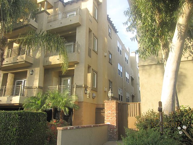 2nd image of 10715 Camarillo St Unit 208