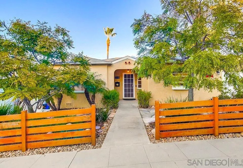1st image of 4559 Mataro Dr