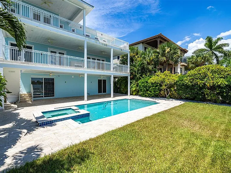821 Bay Point Dr — Photo 44