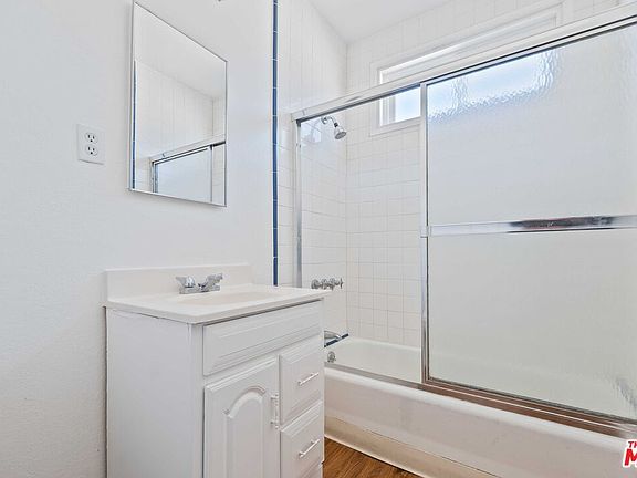 3rd image of 183 W Elmwood Ave #A
