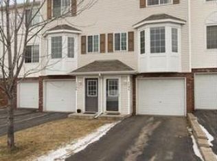 7746 Arboretum Village Cir, Chanhassen, MN 55317