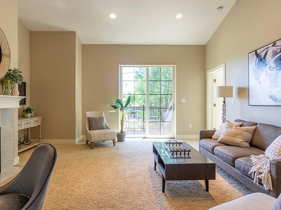 4th image of 739 Bagley Ave SE #7