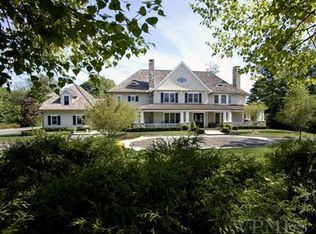 4 Azalea Cir, Purchase, NY 10577