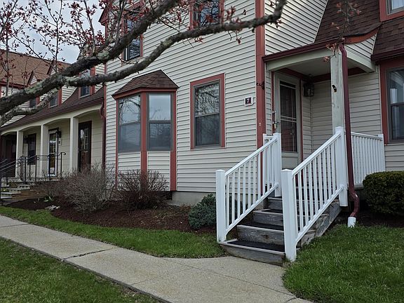 2nd image of 7 Evergreen Lane