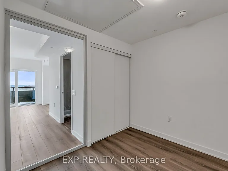 7437 Kingston Rd #908B — Photo 8