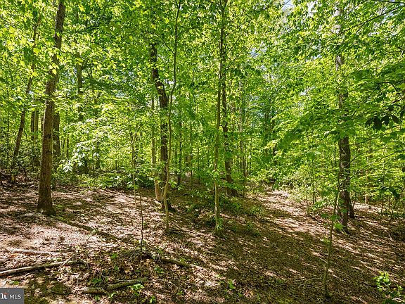 4th image of Letcher Rd