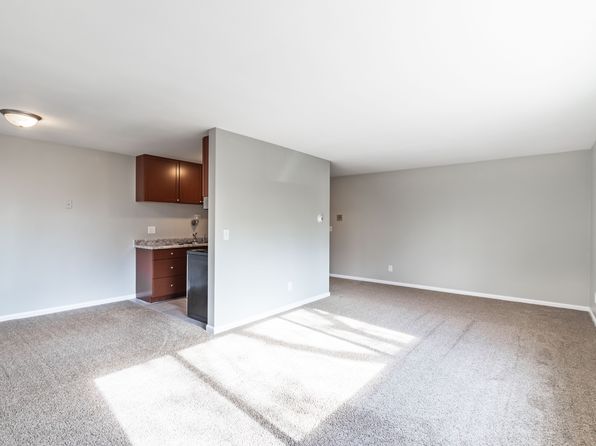 1089 York Ave #1