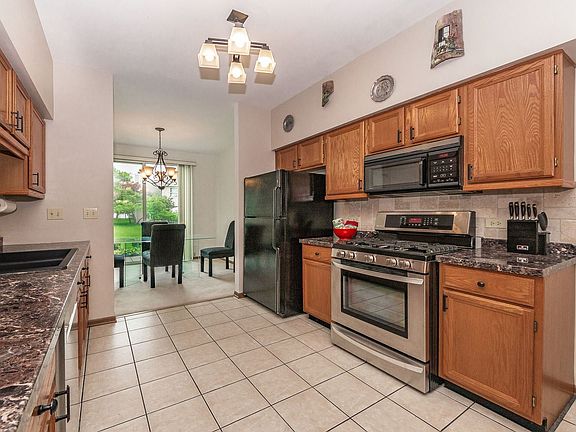 5th image of 367 Glen Byrn Ct