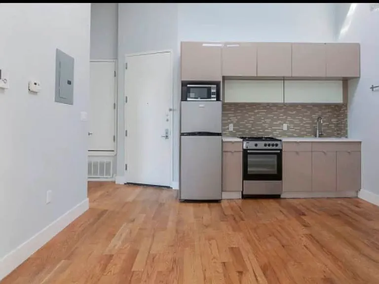 155 Central Ave #3D — Photo 6