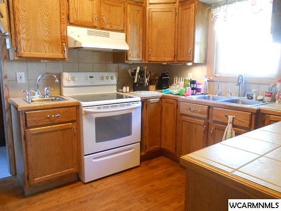 2nd image of 408 S Ash St
