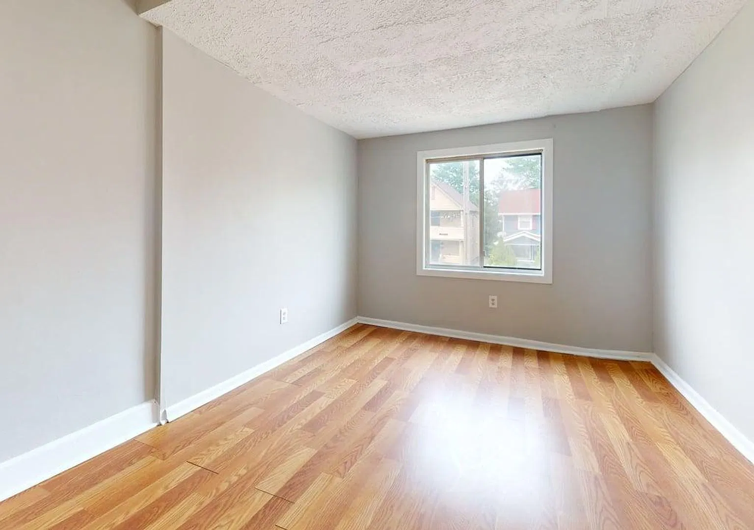 888 Rondel Rd, Cleveland, OH 44110 — Photo 4