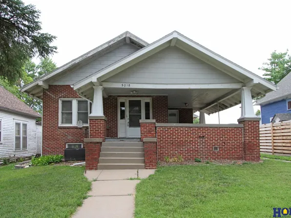 5218 Walker Ave, Lincoln, NE 68504