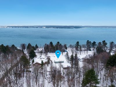 5813 Pennington Dr, Beulah, MI, 49617