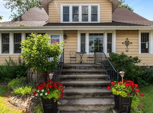 105 S Elizabeth St, Weyauwega, WI 54983