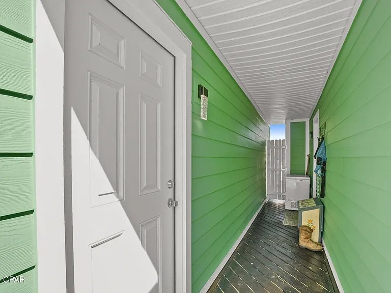 The breezeway from the living room to the additional bedroom.