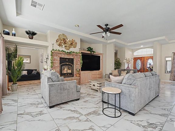 5th image of 8116 Rockhampton Dr