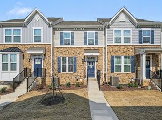 9306 Mallard Mills Dr, Charlotte, NC 28262