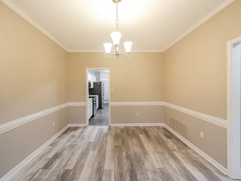 5606 Southbend Ln — Photo 6