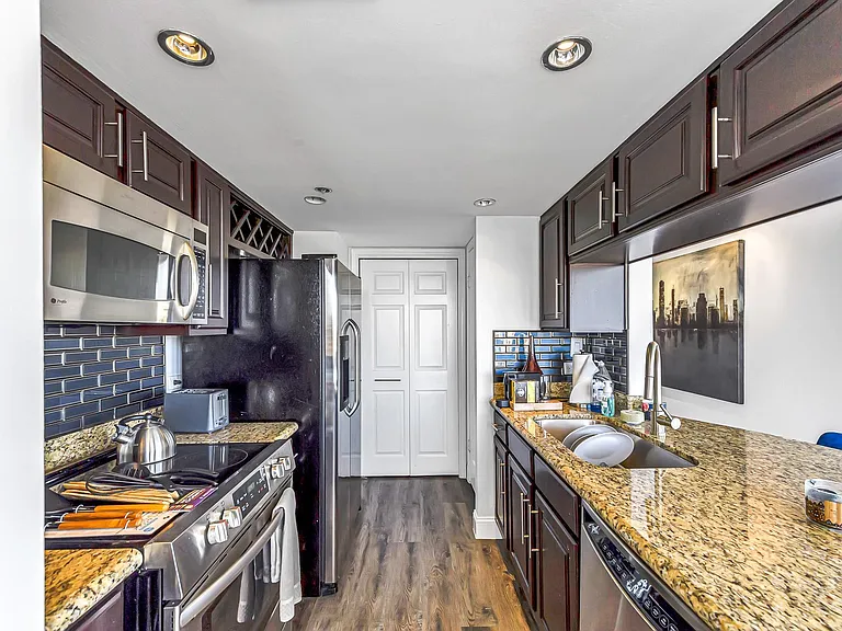 3525 Sage Rd #1115 — Photo 7
