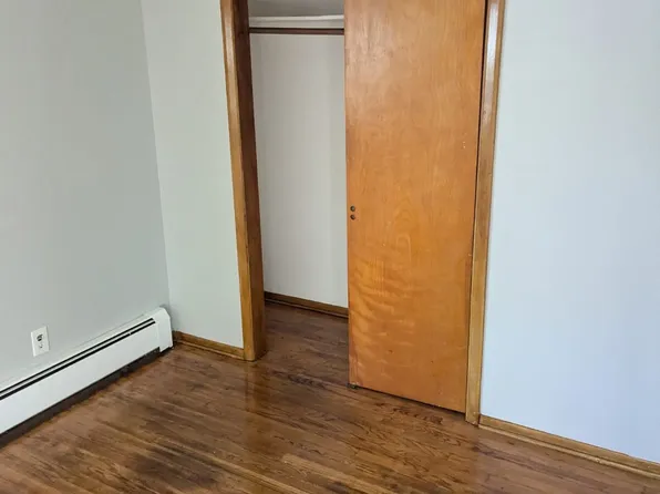 217 Seaview Avenue image 11 of 14