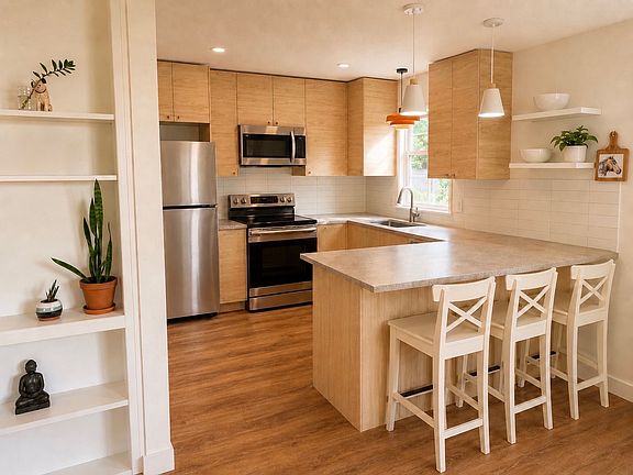 2nd image of 6047-6051 E Burnside St