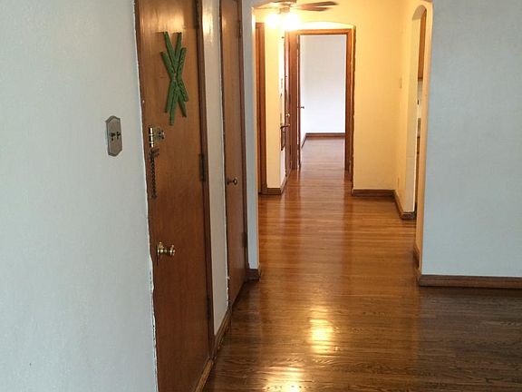 3rd image of 5315 Pernod Ave