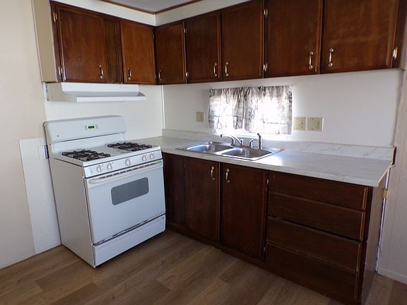 5th image of 12710 3rd St Spc 40