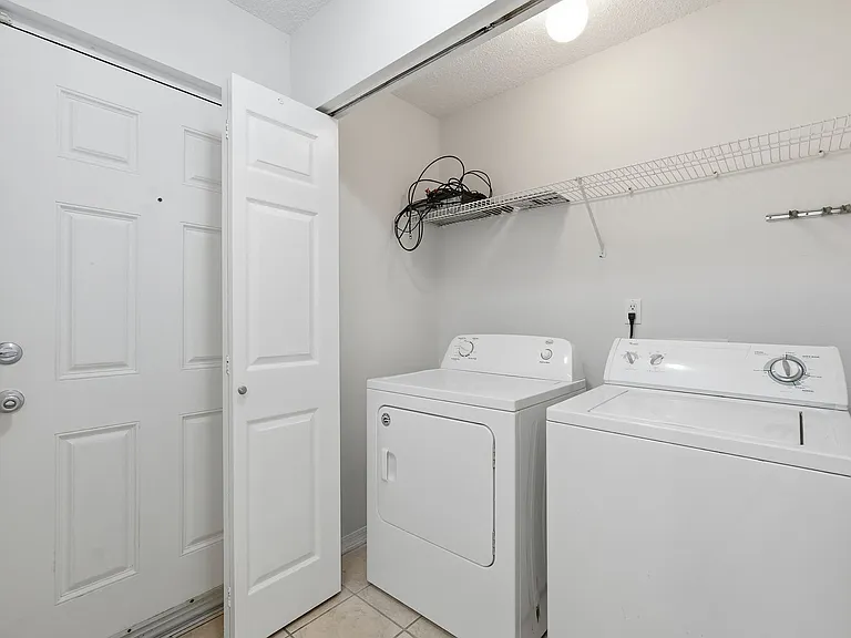 4270 Calinda Ln #316 — Photo 30