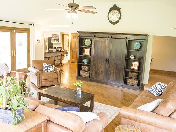 34456779742_e810a71037_k