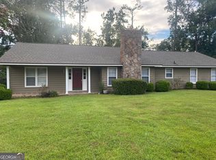 2504 Lakewood Dr, Valdosta, GA 31602