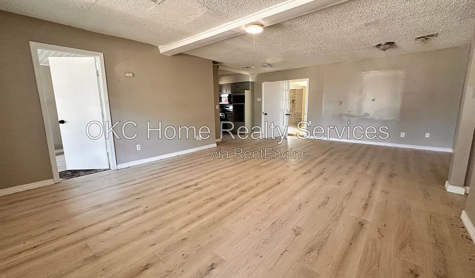 4 bed, 1.0 bath, 1626 sqft, $1,300 — Photo 3
