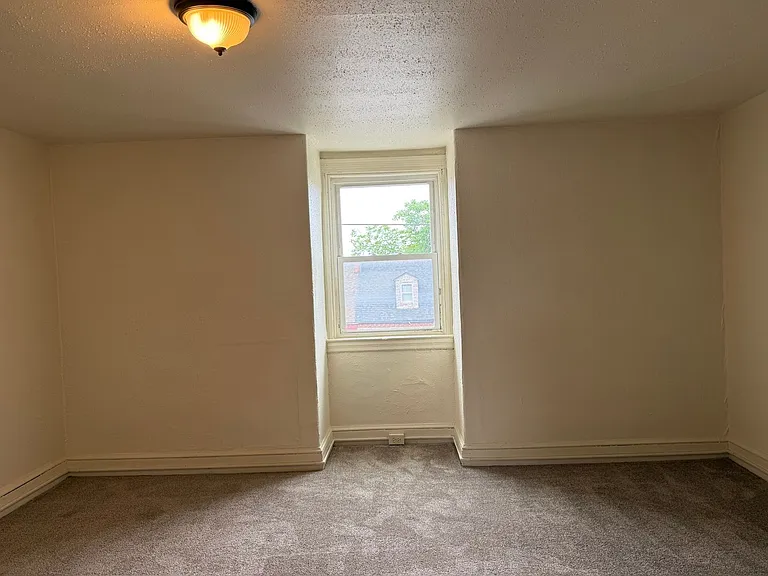 454 W. King St. — Photo 13