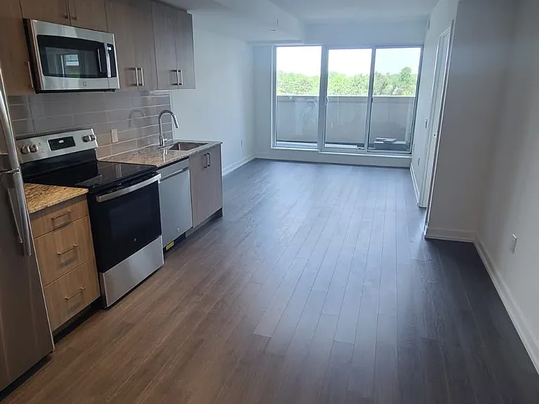 4010 Eglinton Ave W #508 — Photo 2