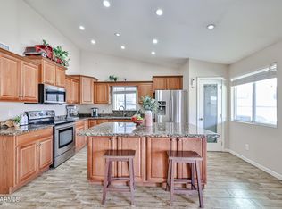7125 W Canterbury Dr, Peoria, AZ 85345