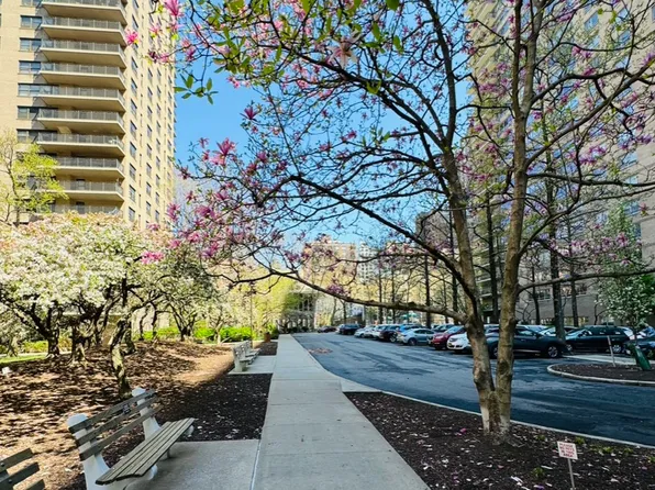 170 West End Avenue image 10 of 10