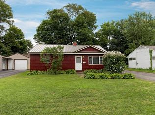 30 Ashwood Ave, Whitesboro, NY 13492