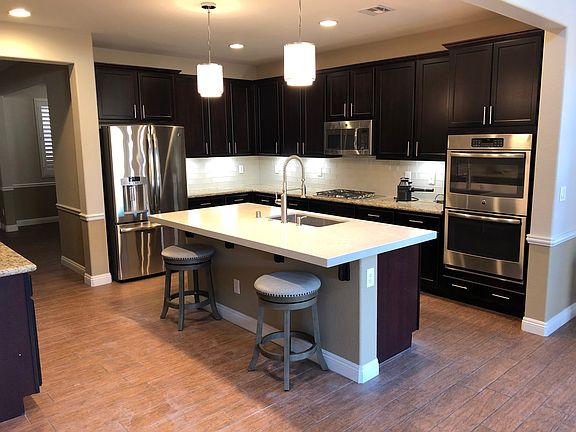 4th image of 5894 Glory Heights Dr