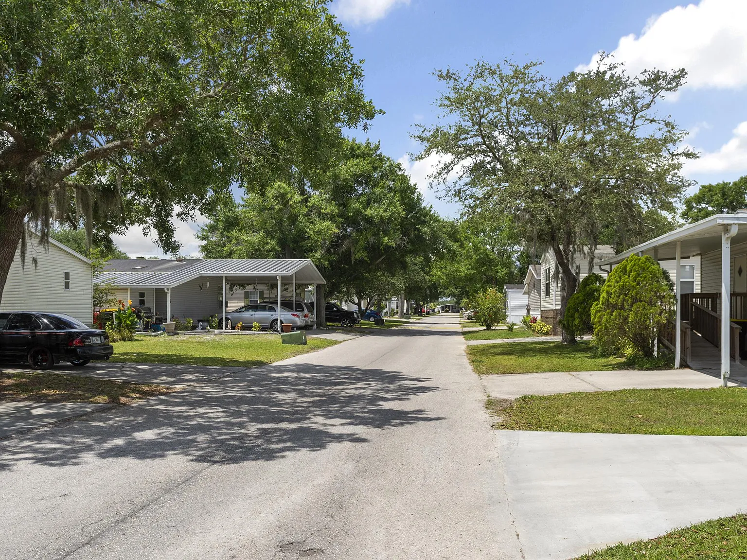 Spring Hill Estates — Photo 1