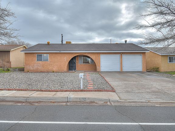 4th image of 524 Chelwood Park Blvd NE
