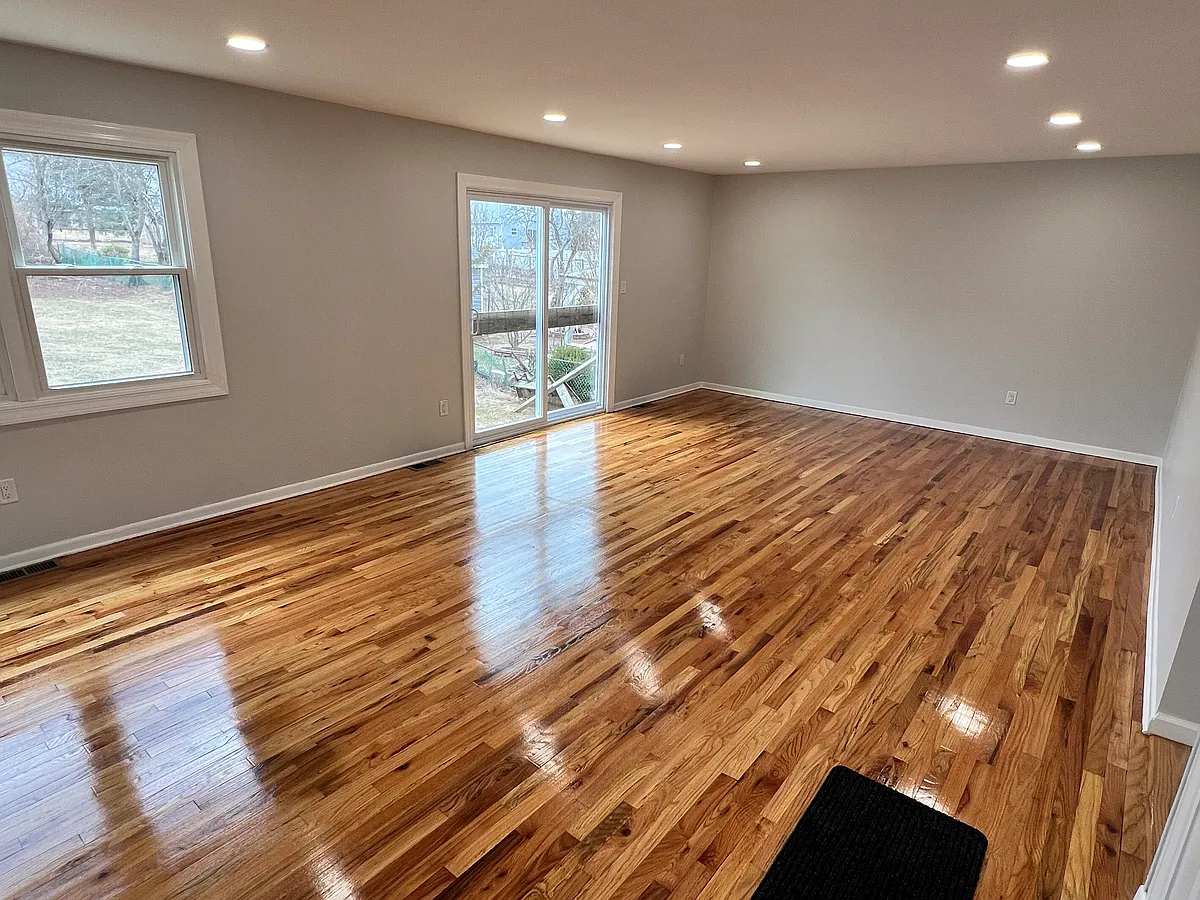 Building Photo - 56 Bartha Ave