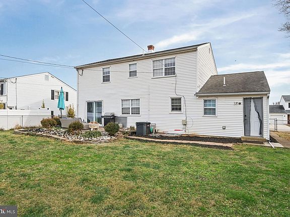 5th image of 18 George Read Rd