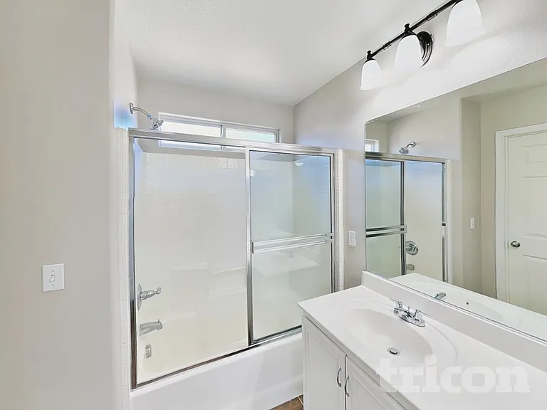 8921 Paula Jean Ave — Photo 12