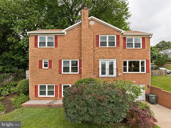 4th image of 1513 S Stafford St