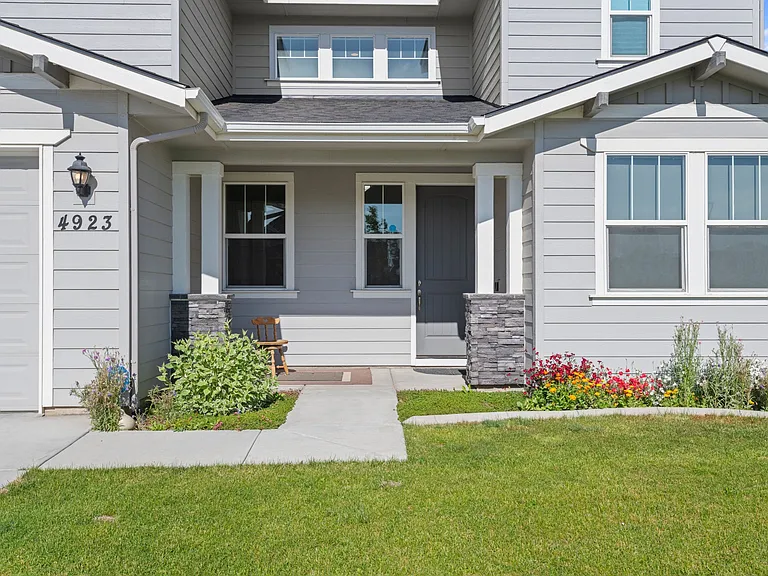 4923 N Glenrock Ave — Photo 3
