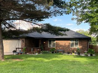 126 Grand Prairie Dr, Willard, MO 65781