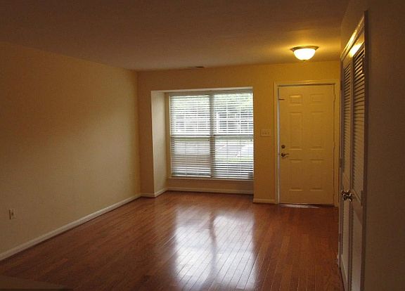2nd image of 13116 Englishwood Ln