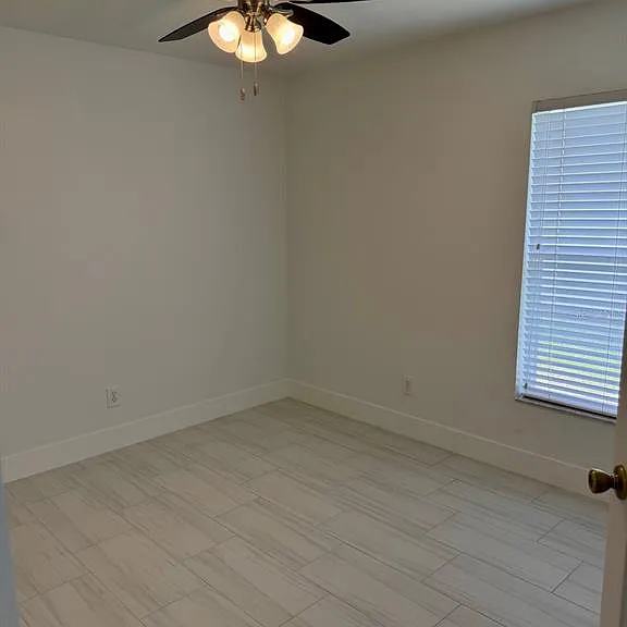 Falcon Point Dr — Photo 18