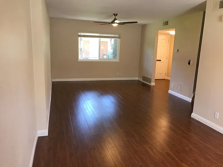 9660 Durham Dr — Photo 10